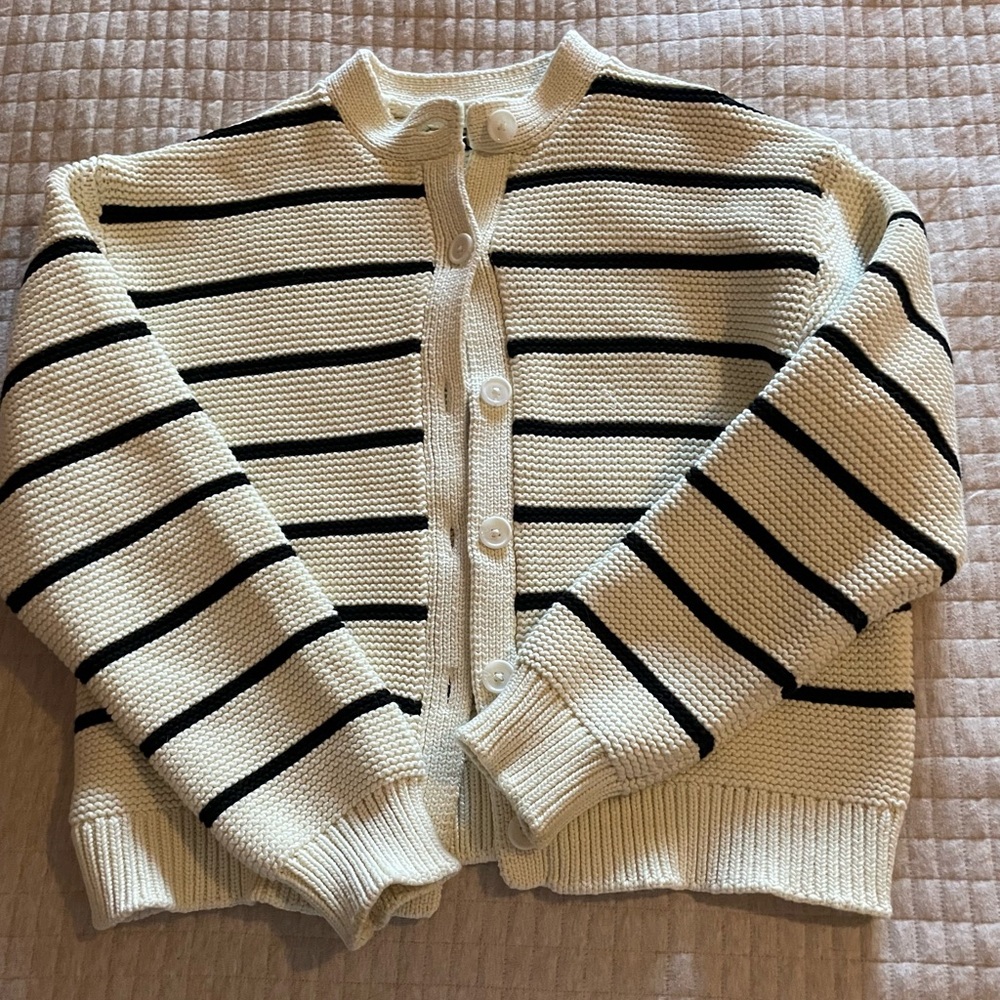 DownEast Cream and Black Knit Sweater
